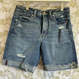Women’s silver jeans shorts